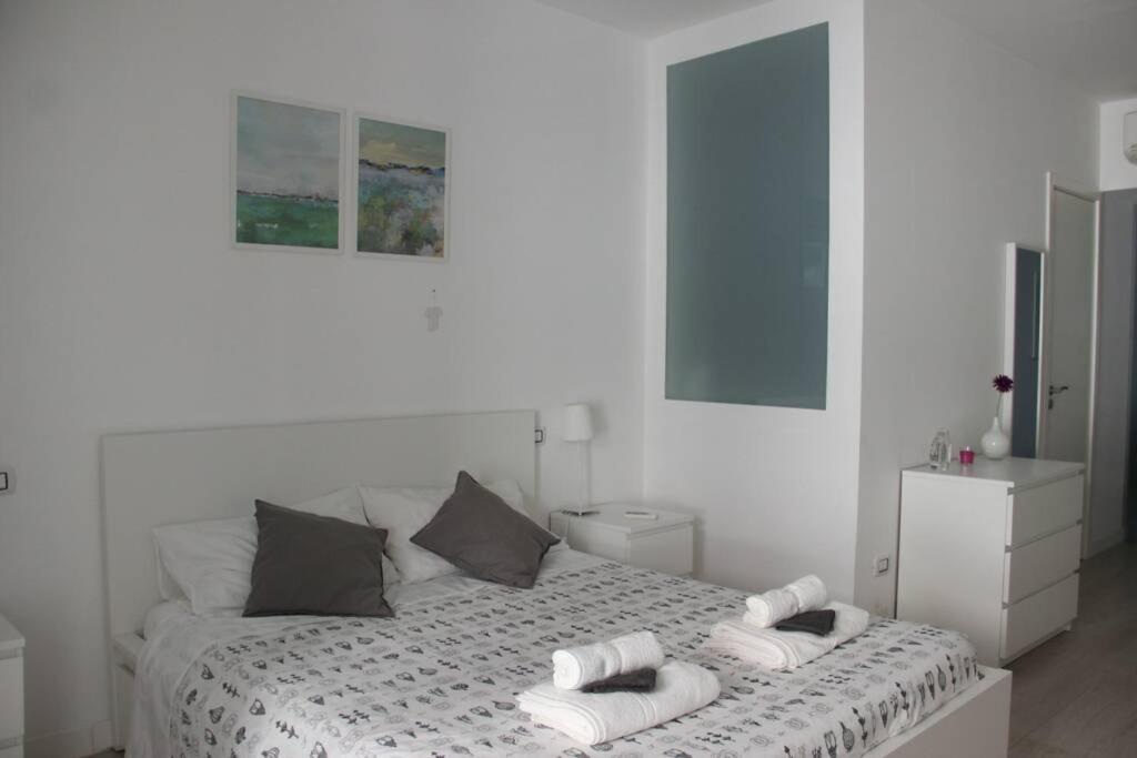 The White Side Appartement Napels Buitenkant foto